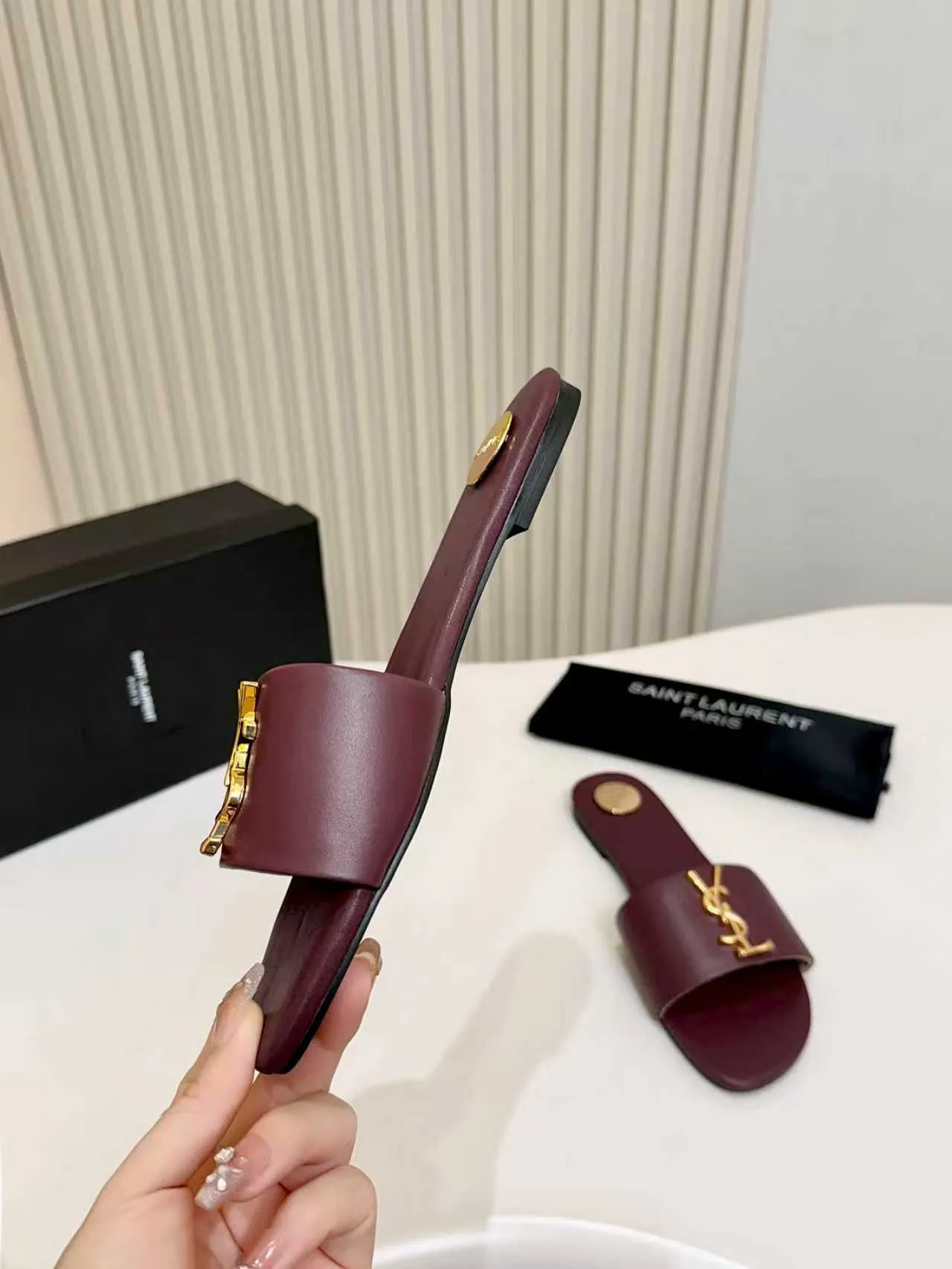 👟👟Ex-factory price 340👟👟 Genuine leather sole +40 YSL new model, upper cowhide leather lining sheepskin, size 35-44, rubber sole, genuine leather sole +40